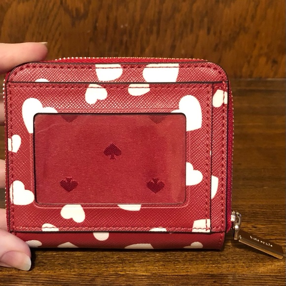 NWT-Kate Spade-Staci-Red & White-Heart Pop Print-Sm Zip Bifold Wallet-Boxed-$139 - Picture 3 of 13